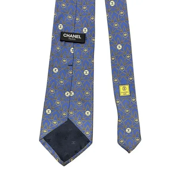 CHANEL Mens Navy Blue Silk Designer Neck Tie Adjustable Star Pattern Logo